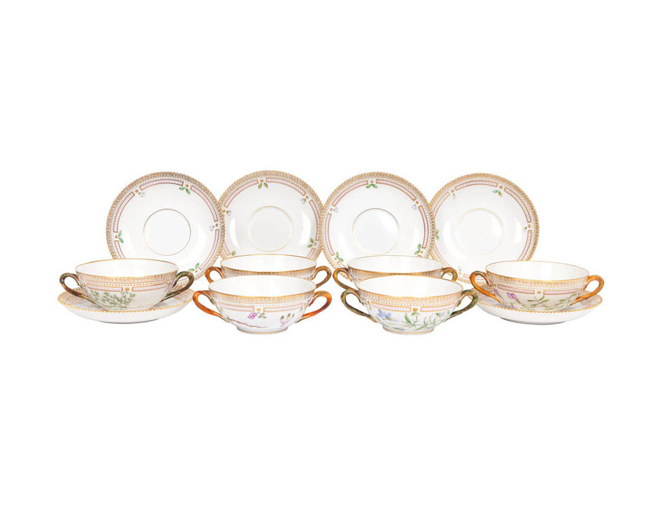 A set of 6 soup cups 'Flora Danica'